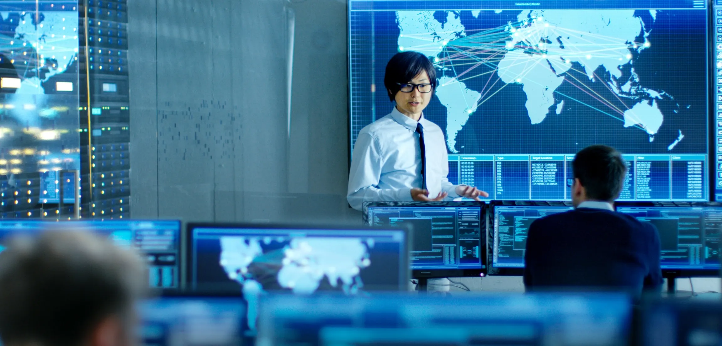 NEC Advanced Response Center with AI-powered network support and cybersecurity tools
